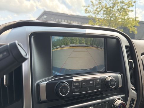 Used 2018 GMC Sierra 1500 SLT w/ SLT Premium Package AWD/4WD image 35