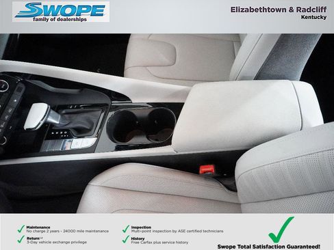 Certified 2025 Hyundai Elantra Limited image 25