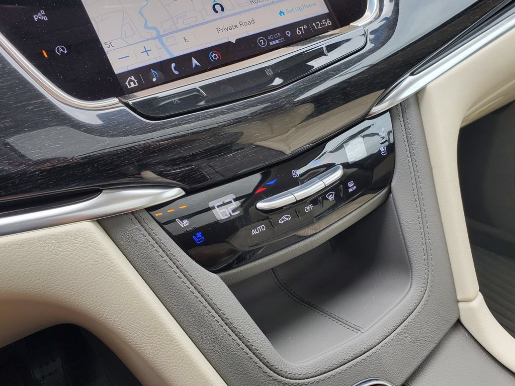 Used 2021 Cadillac XT6 Premium Luxury AWD/4WD image 30