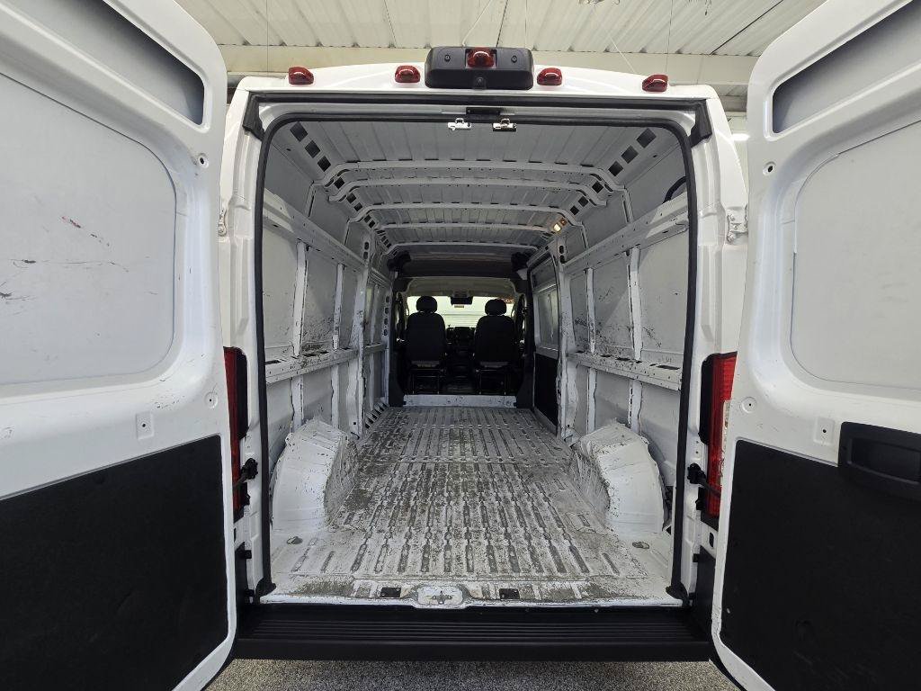 Used 2023 RAM ProMaster 2500 FWD image 14