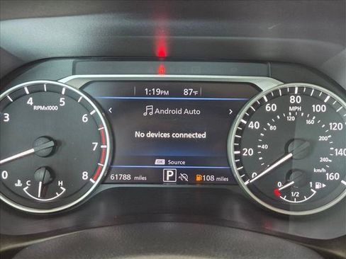 Used 2024 Nissan Sentra SV FWD image 11