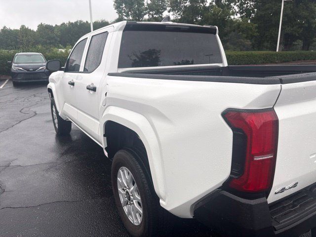 Used 2024 Toyota Tacoma SR AWD/4WD image 9