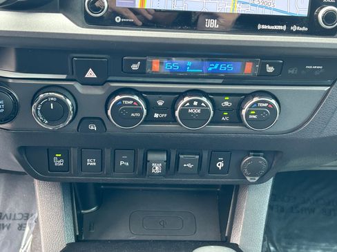 Certified 2021 Toyota Tacoma TRD Sport w/ TRD Premium Sport Package AWD/4WD image 22