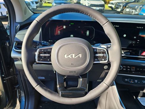 New 2026 Kia Carnival SX Prestige image 11