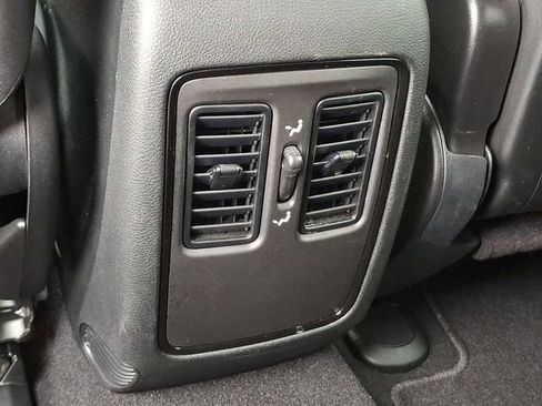 Used 2025 Dodge Durango GT image 15