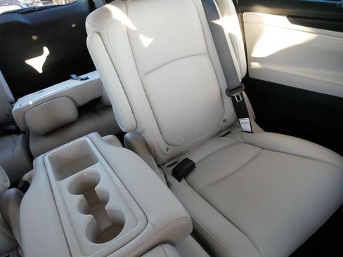 Certified 2026 Honda Odyssey EX-L image 14