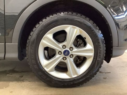 Used 2016 Ford Escape SE w/ SE Cold Weather Package AWD/4WD image 26