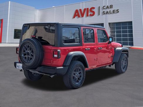 Used 2025 Jeep Wrangler Unlimited Sport AWD/4WD image 6