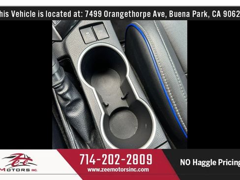 Used 2019 Toyota Corolla XSE image 33