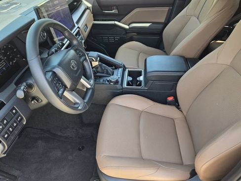Used 2026 Toyota 4Runner Limited AWD/4WD image 12