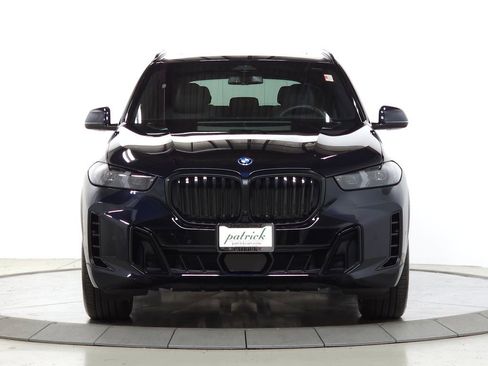 Used 2025 BMW X5 xDrive50e w/ M Sport Package AWD/4WD image 2