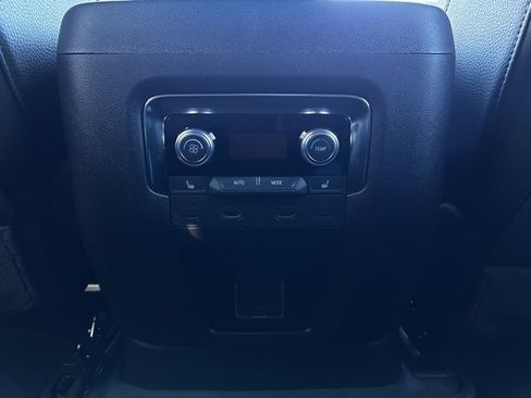 New 2026 GMC Yukon Denali w/ Denali Reserve Package image 32