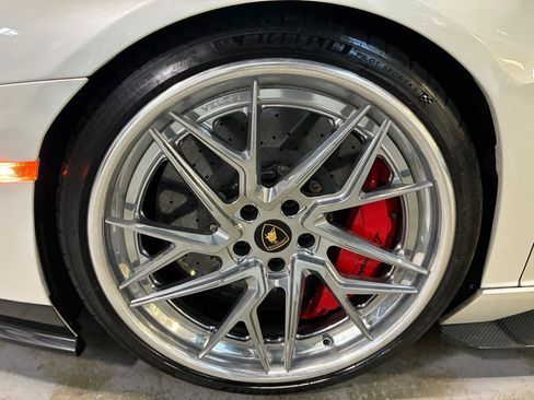 Used 2017 Lamborghini Aventador S AWD/4WD image 21