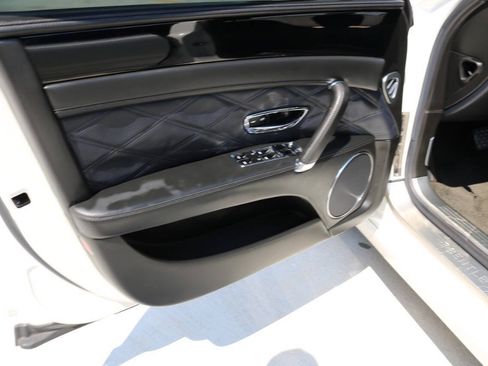 Used 2015 Bentley Flying Spur V8 AWD/4WD image 91
