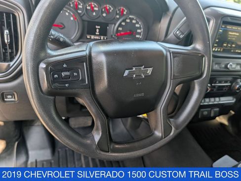 Used 2019 Chevrolet Silverado 1500 Custom Trail Boss w/ Custom Convenience Package AWD/4WD image 17