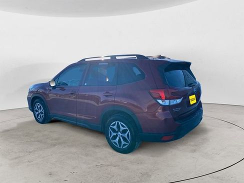 Used 2021 Subaru Forester Premium w/ Popular Package #1 image 3