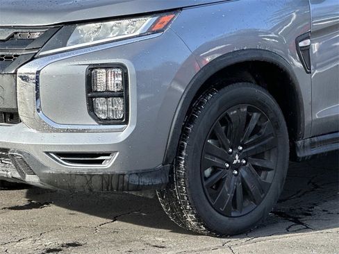 Used 2025 Mitsubishi Outlander Sport LE image 8