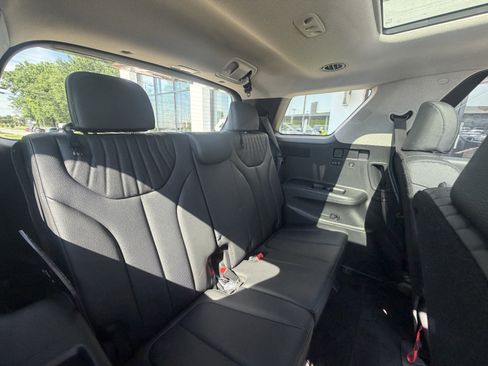 Used 2023 Hyundai Palisade Limited AWD/4WD image 25