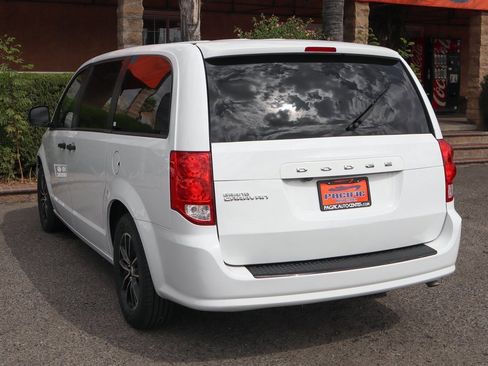 Used 2019 Dodge Grand Caravan SE image 6