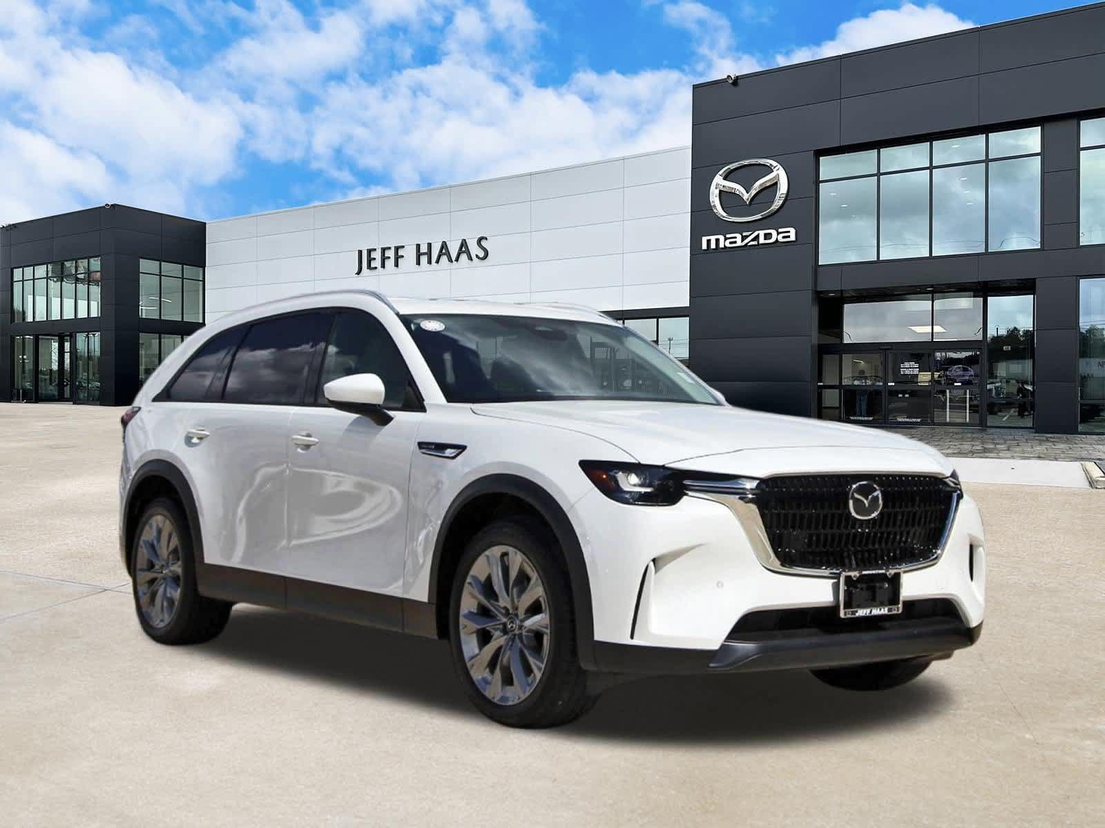Used 2026 MAZDA CX-90 3.3 Turbo w/ Preferred Package AWD/4WD image 4