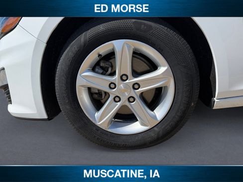 Used 2024 Chevrolet Malibu LT FWD image 14