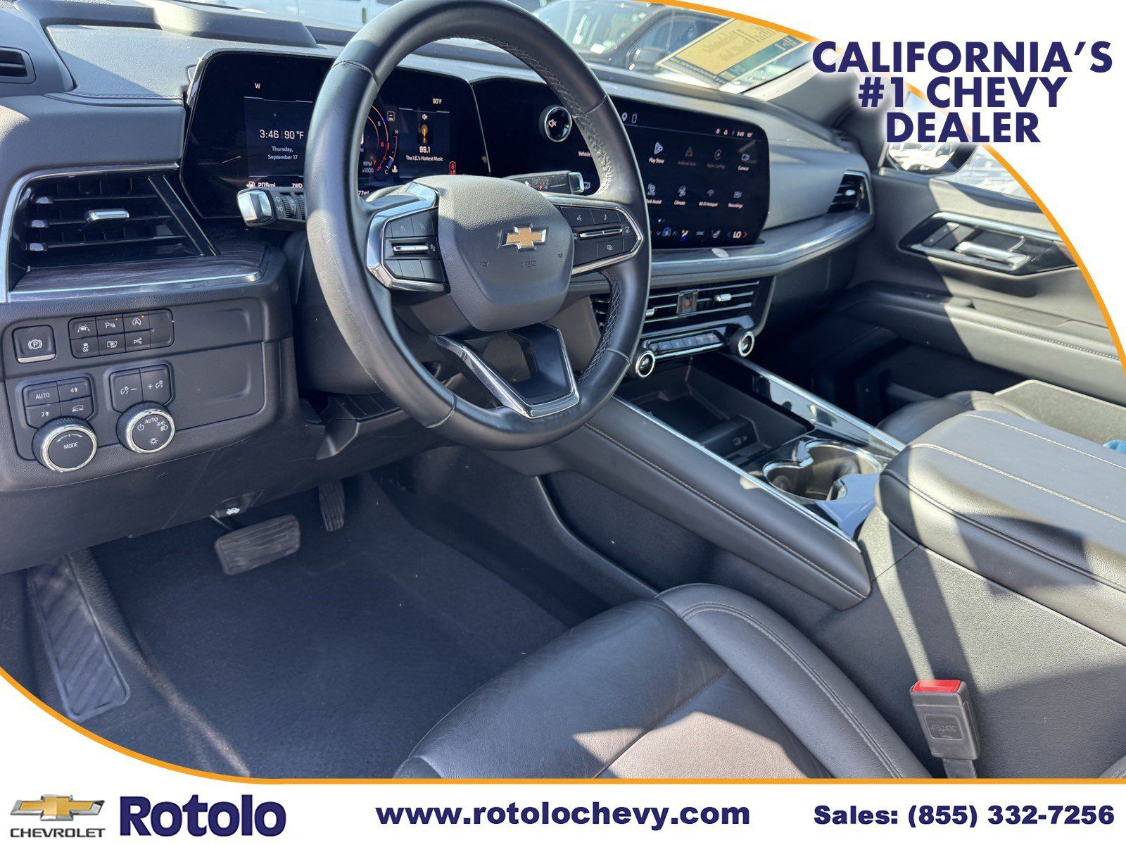 Used 2025 Chevrolet Suburban LT AWD/4WD image 15