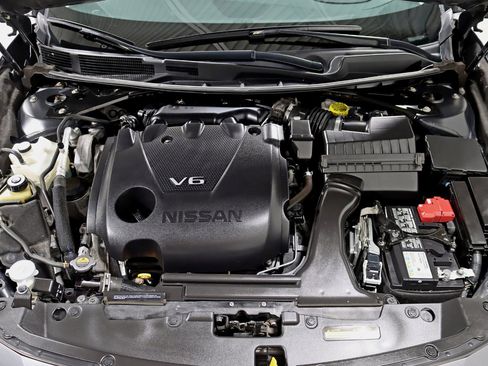 Used 2022 Nissan Maxima SL image 37