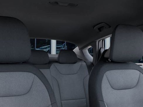 New 2025 Kia K4 LX image 25