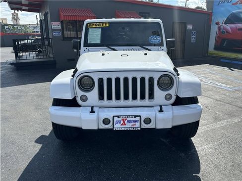 Used 2016 Jeep Wrangler Unlimited Sahara w/ Max Tow Package image 2