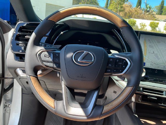 Used 2026 Lexus RX 350h w/ Convenience Package AWD/4WD image 14