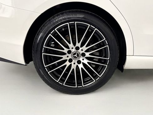 Certified 2023 Mercedes-Benz C 300 Sedan image 33