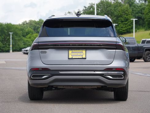 Used 2024 Lincoln Nautilus Reserve w/ Equipment Group 202A AWD/4WD image 4