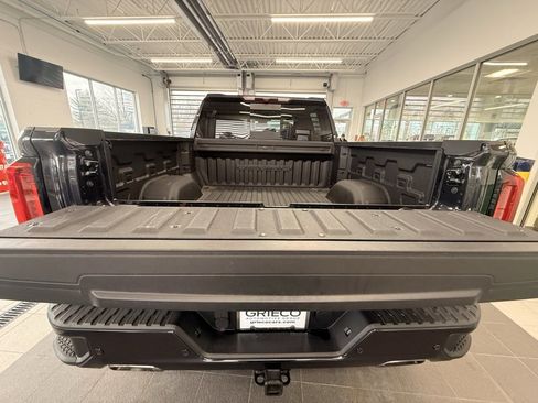 Used 2022 GMC Sierra 1500 Denali image 13