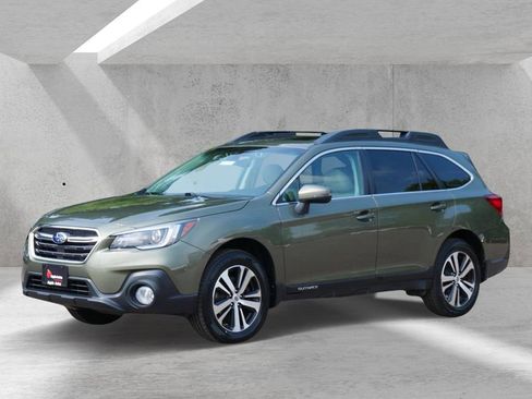 Used 2018 Subaru Outback 2.5i Limited AWD/4WD image 6