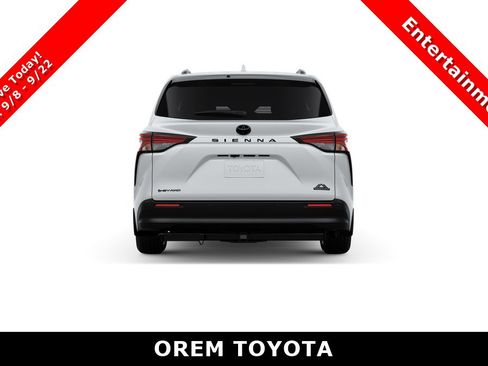 New 2026 Toyota Sienna XLE Woodland Edition AWD/4WD image 8