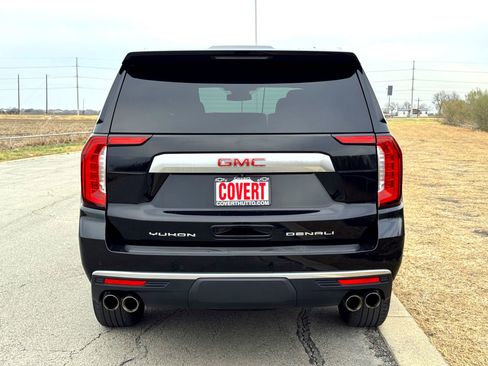 Used 2024 GMC Yukon Denali image 7