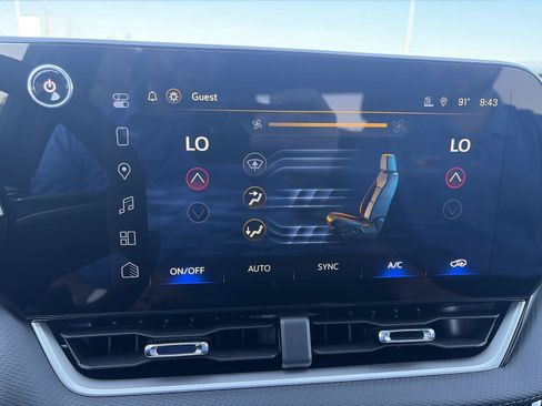 New 2026 Chevrolet Equinox LT w/ Convenience Package II AWD/4WD image 28