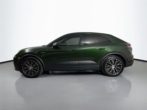 Certified 2026 Porsche Macan Electric RWD image 2
