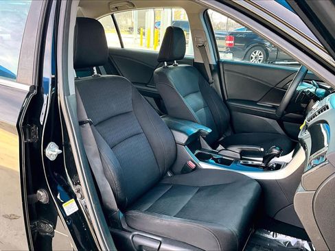 Used 2014 Honda Accord Sport image 9