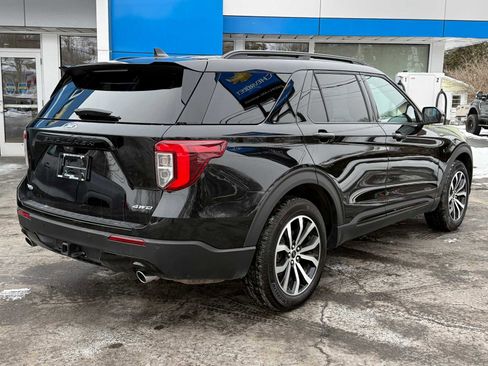 Used 2024 Ford Explorer ST-Line w/ Class IV Trailer Tow Package image 5