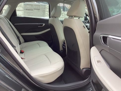 New 2026 Hyundai Sonata Limited FWD image 16
