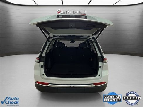 Used 2022 Jeep Grand Cherokee Limited 4xe image 7