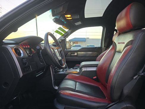 Used 2014 Ford F150 Raptor w/ Equipment Group 801A Luxury image 9