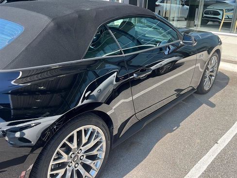 Used 2024 Ford Mustang GT Premium image 4