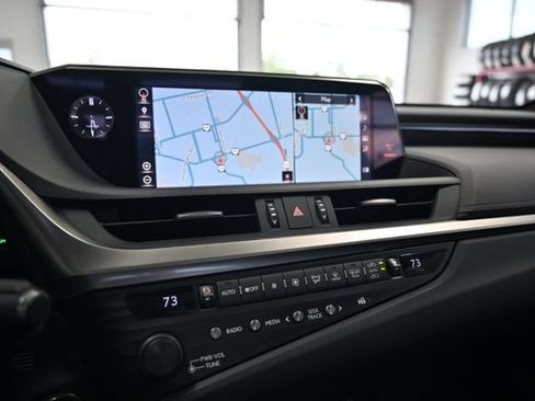 Used 2019 Lexus ES 350 w/ Accessory Package 2 FWD image 15