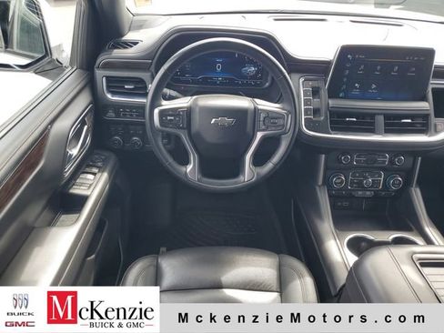 Used 2023 Chevrolet Tahoe Z71 w/ Z71 Off-Road Package AWD/4WD image 28