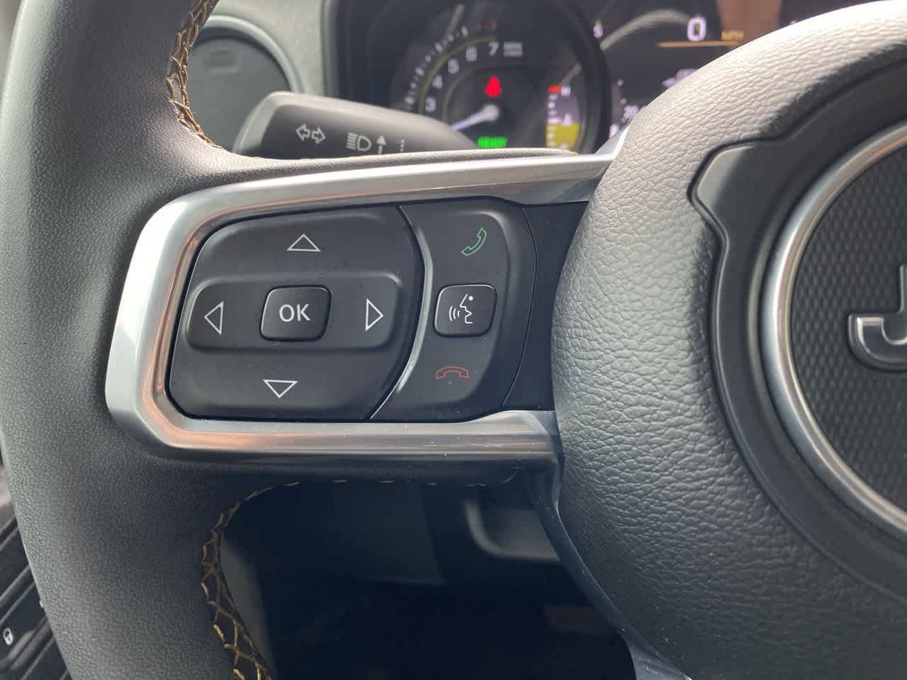 Used 2024 Jeep Wrangler Unlimited Sahara AWD/4WD image 20