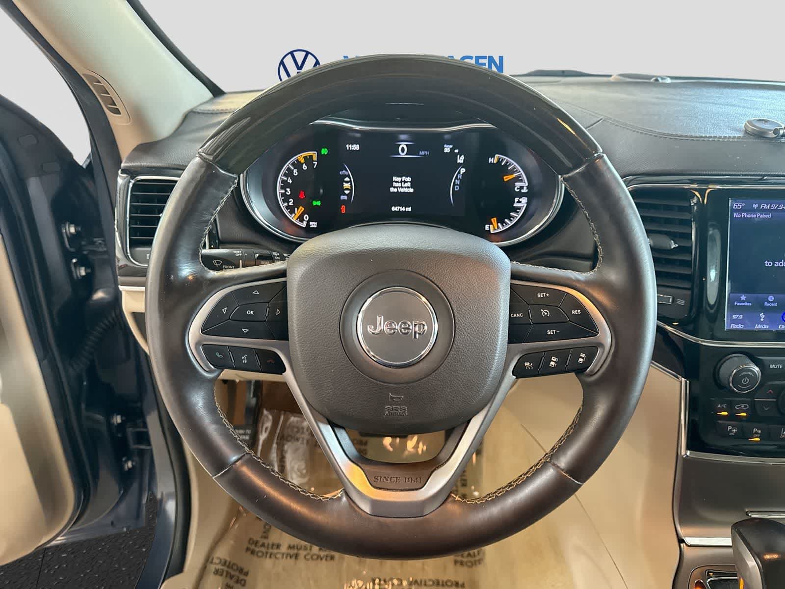 Used 2019 Jeep Grand Cherokee Overland AWD/4WD image 27