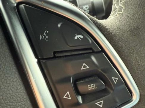 Used 2018 Chevrolet Camaro SS image 37