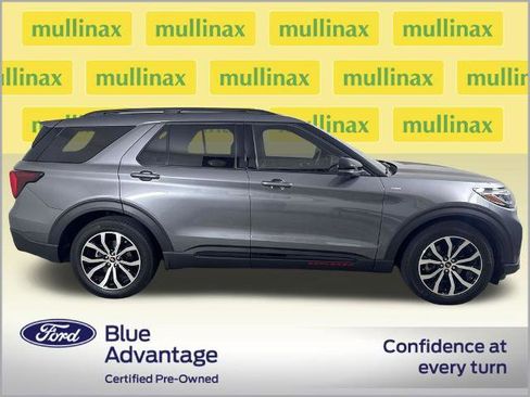 Certified 2025 Ford Explorer ST-Line w/ Premium Package RWD image 2
